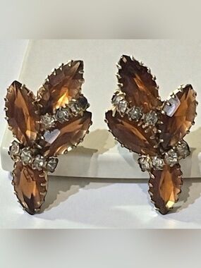 Juliana Style Saw Tooth Prong Set Amber Navette Clip-On Earrings